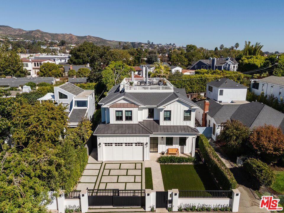 Photo of 16045 Northfield Street, Pacific Palisades, CA 90272 (MLS # 26856137)