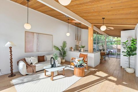 Photo of 127 Greenmeadow Way, Palo Alto, CA 94306 (MLS # ML82033920)