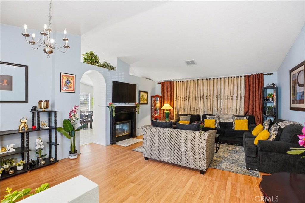 6011 Sandpiper