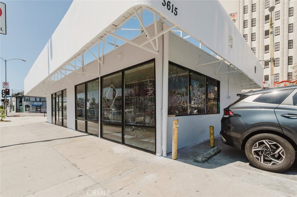 3615 Beverly Boulevard