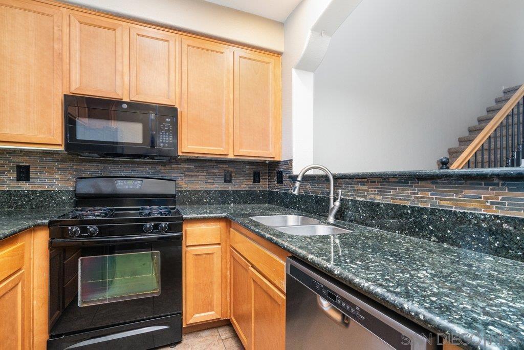 41543 King Palm Avenue 5