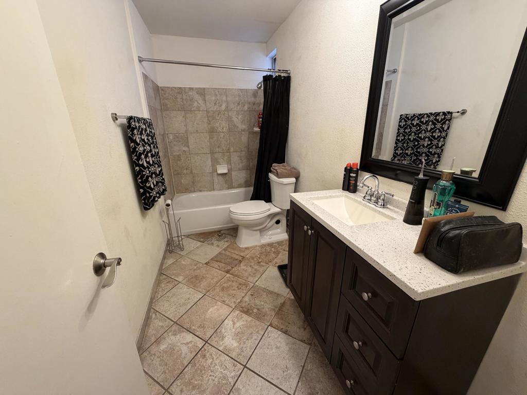 400 N Sunrise Way 104