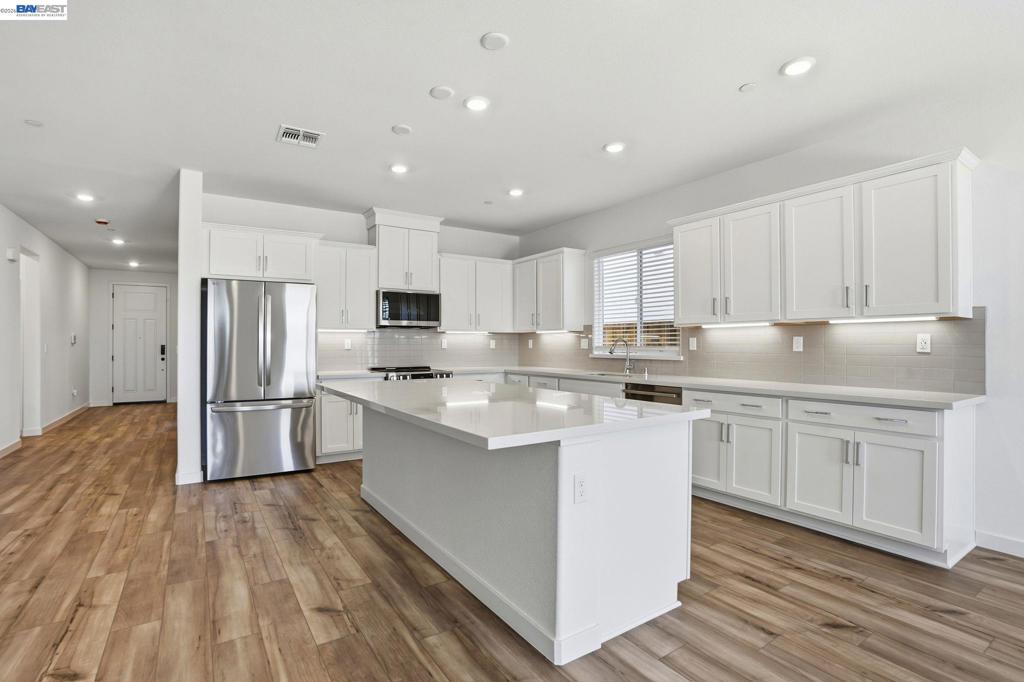 1024 Bluebell Circle