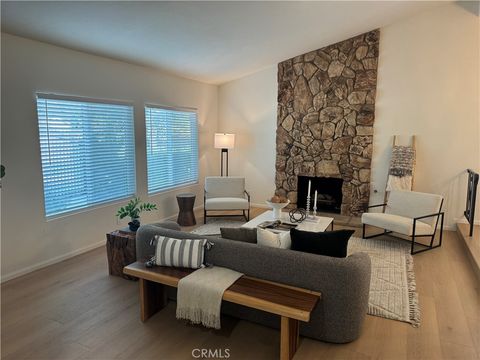 Photo of 9521 Yolanda, Northridge, CA 91324 (MLS # SR26091779)