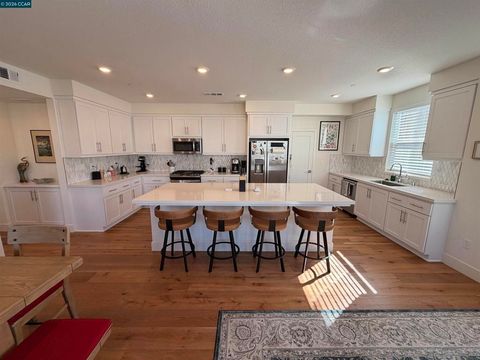 Photo of 9732 Seawind Way WAY, Newark, CA 94560 (MLS # 41136223)