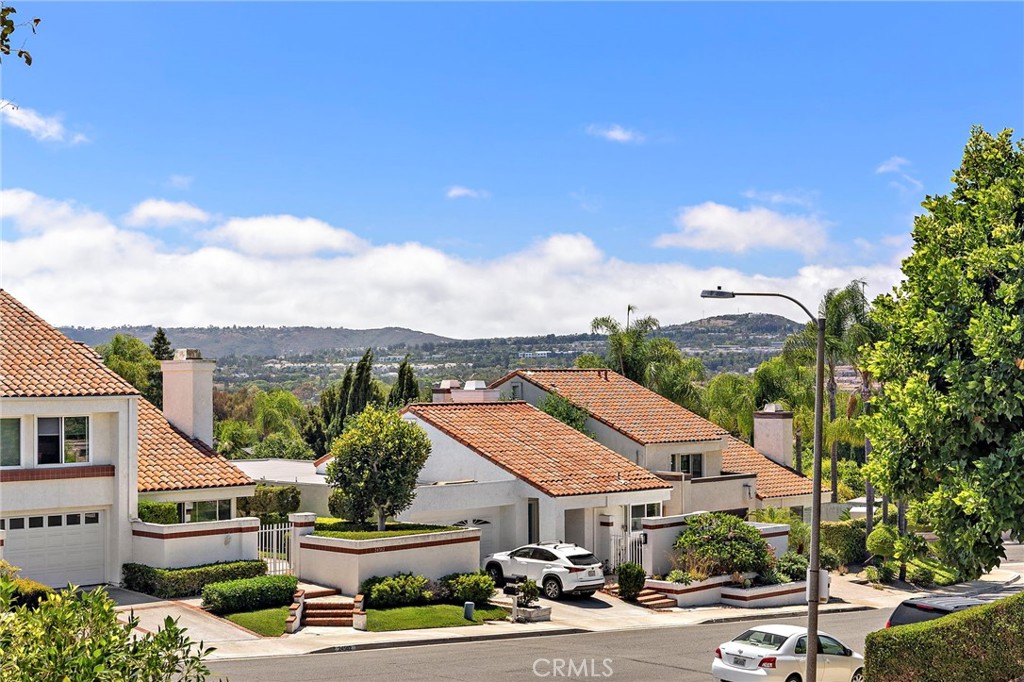 25962 Ernestine Court, Laguna Hills CA 92653 - Photo 33