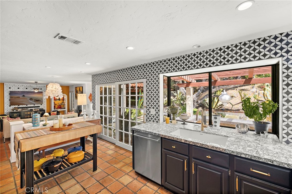 25962 Ernestine Court, Laguna Hills CA 92653 - Photo 20
