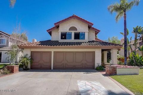 Photo of 2449 Ridgebrook Place, Thousand Oaks, CA 91362 (MLS # 226002470)