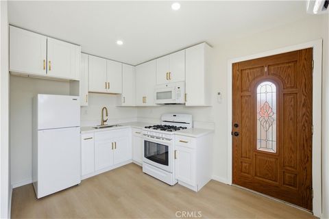 Photo of 11633 Terradell St #B, Santa Fe Springs, CA 90670 (MLS # DW26091104)