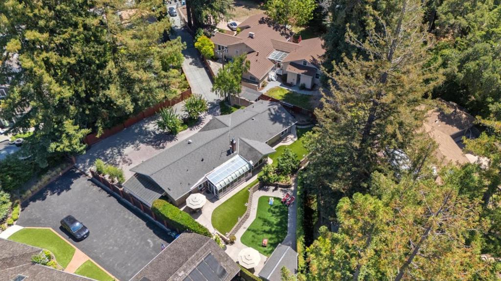 1650 Cordilleras Road