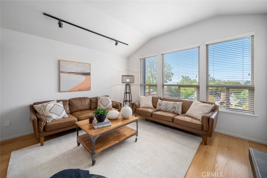 1683 Knoll