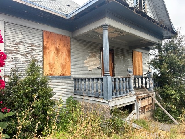 685 E 51st Street