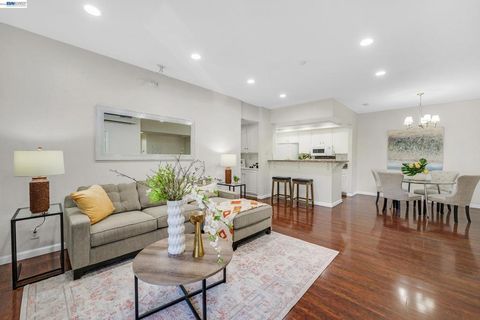 Photo of 39921 Parada St St #A, Newark, CA 94560 (MLS # 41127036)