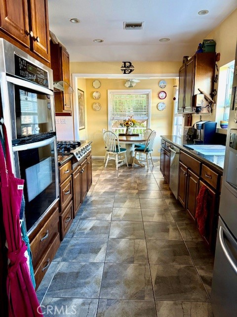 Bouquet Cyn Estates (BQCE) - Residential