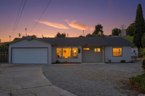 2615 Lancelot Drive Oceanside CA 92054