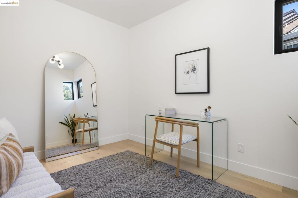 MONTCLAIR - Residential