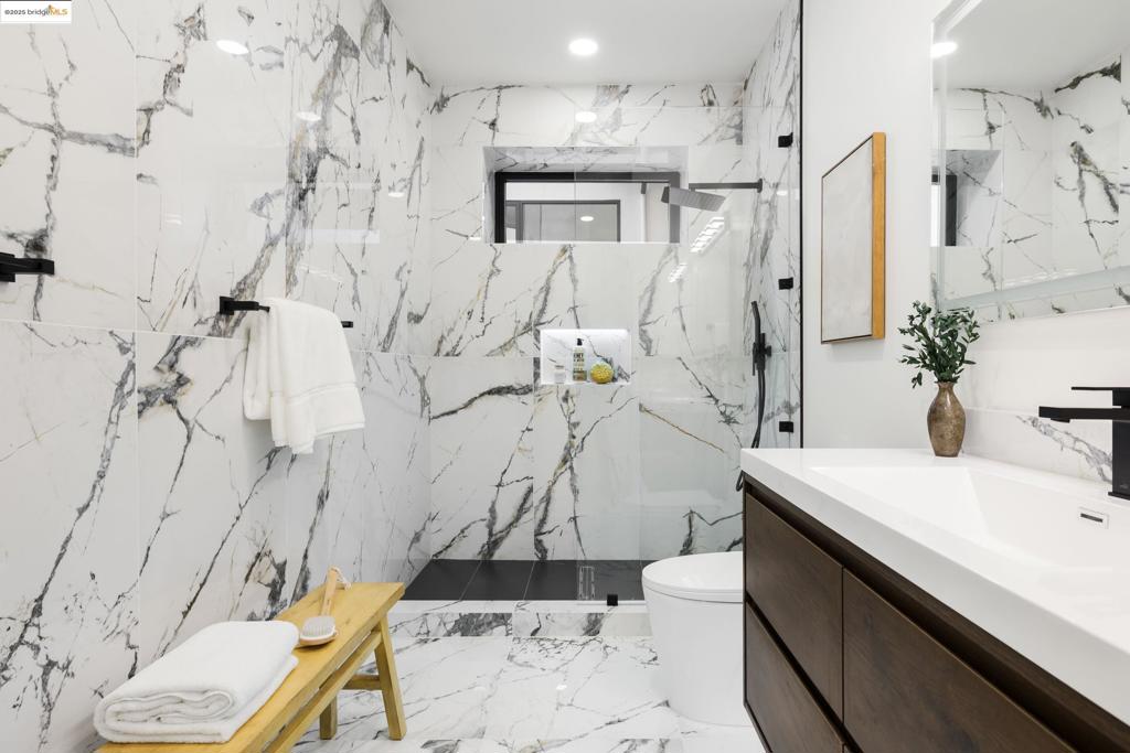 MONTCLAIR - Residential