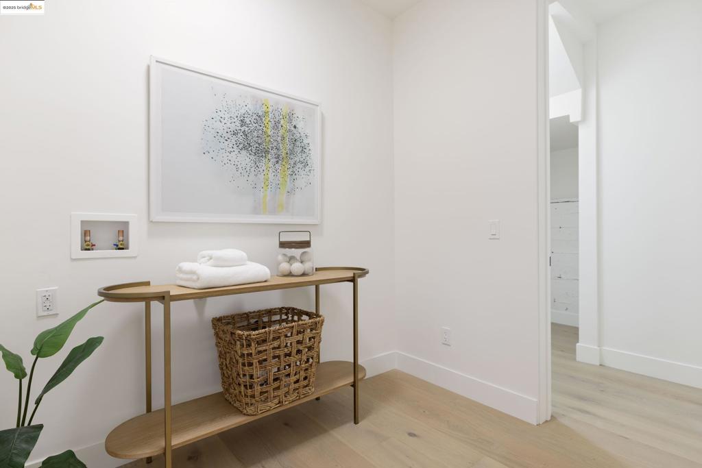 MONTCLAIR - Residential