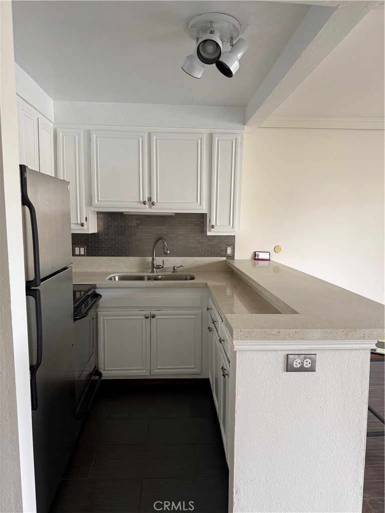 300 Cagney 115, Newport Beach CA 92663 - Photo 8