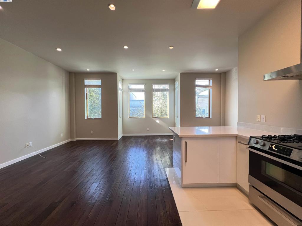 BERNALHETS - Residential Lease