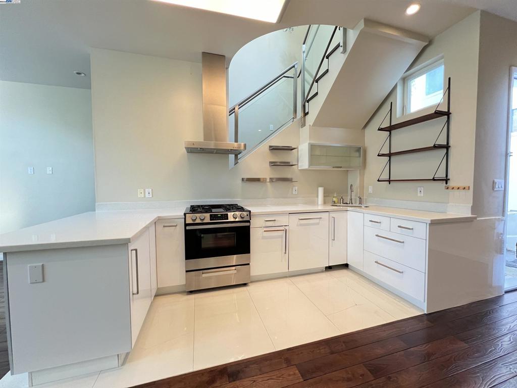 BERNALHETS - Residential Lease