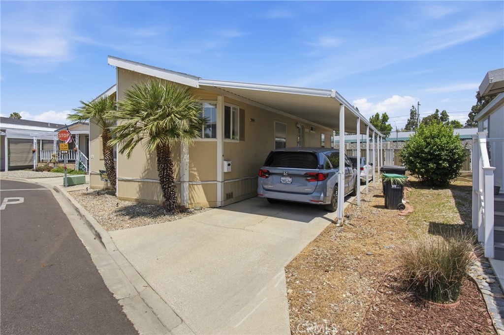 2755 Arrow Highway 61