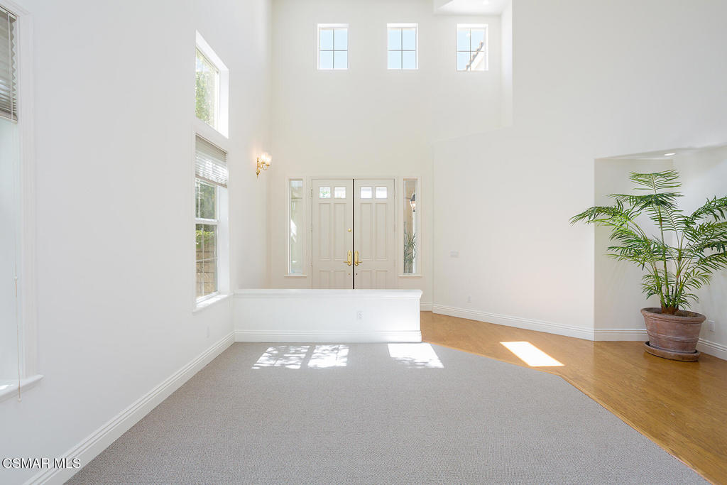 1034 Lambourne Place