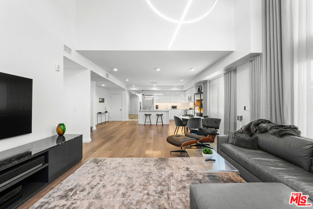 1433 14th Street 10