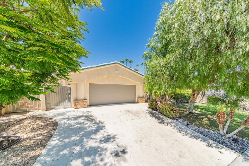 31795 Avenida Del Yermo
