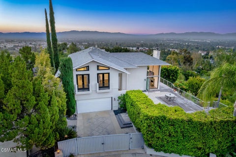 Photo of 4622 Charmion Lane, Encino, CA 91316 (MLS # 226004269)