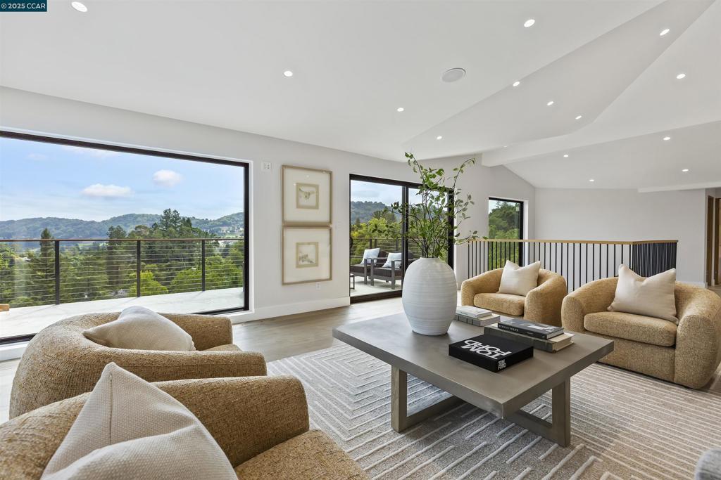 DEL REY - Residential