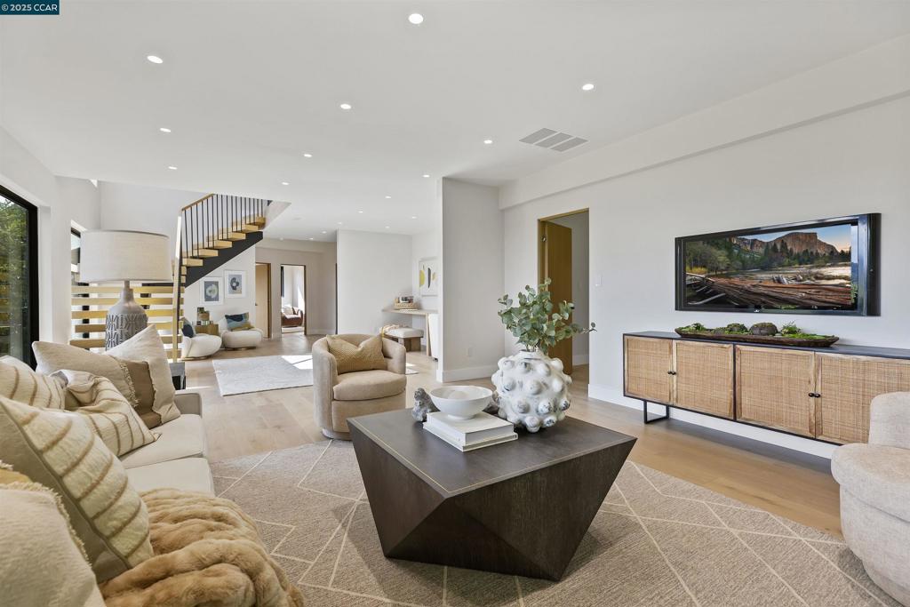 DEL REY - Residential