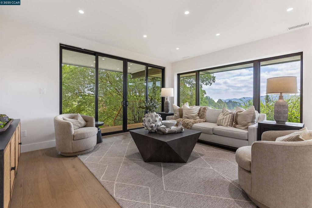 DEL REY - Residential