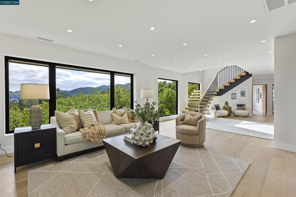 DEL REY - Residential