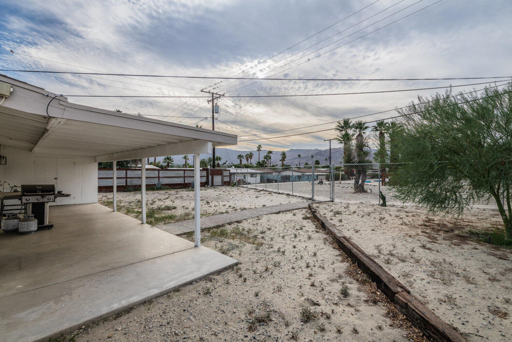 Country Club Villas - Residential