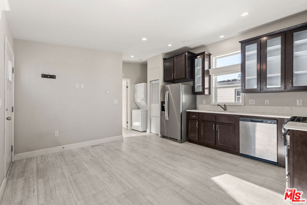 8250 Lankershim Boulevard 130