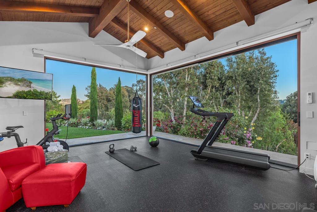 Rancho Santa Fe - Residential