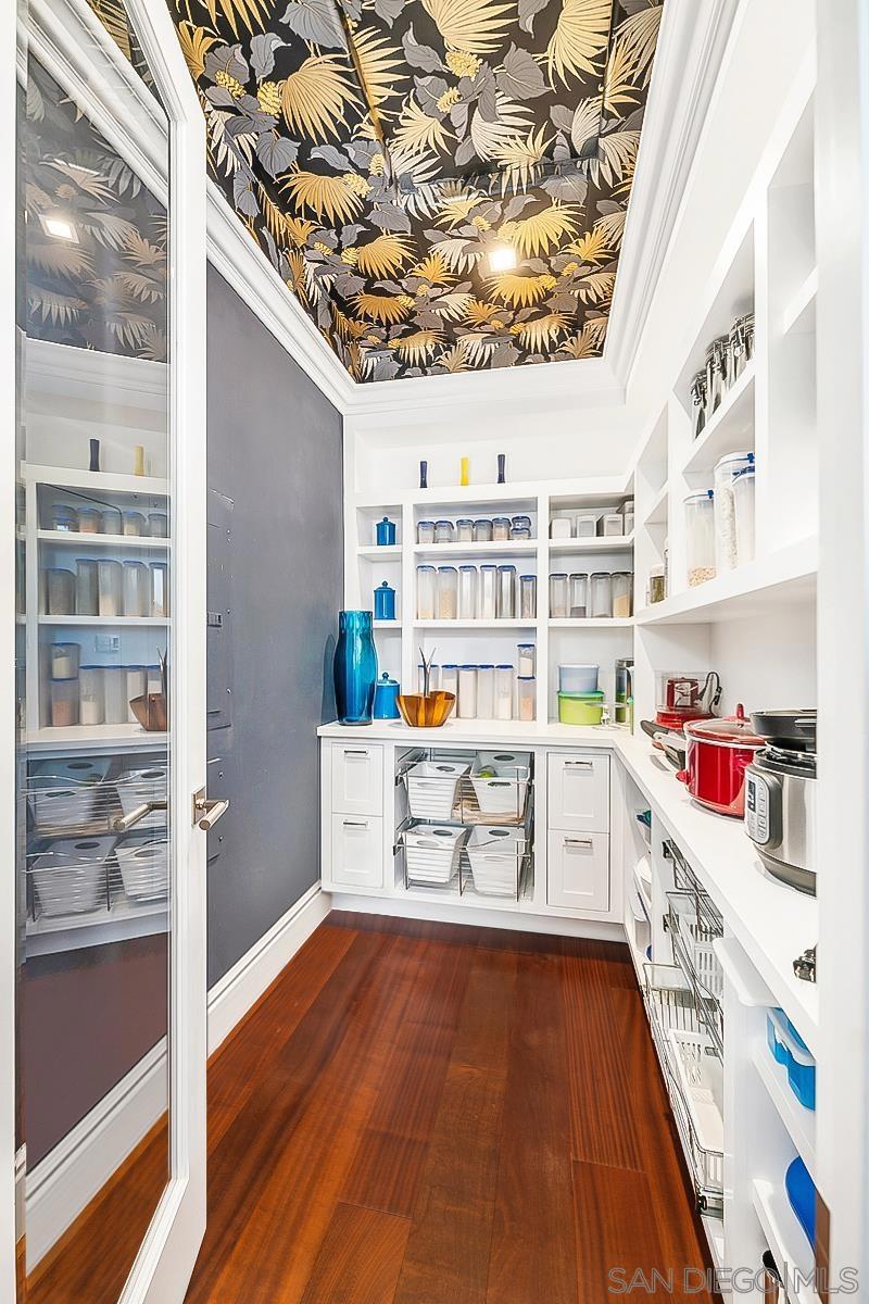 Rancho Santa Fe - Residential