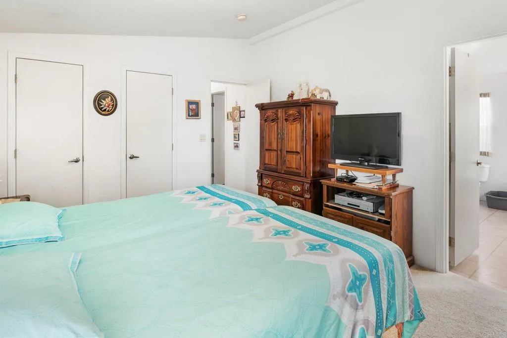 Vista, California 92084, United States, 2 Bedrooms Bedrooms, ,2 BathroomsBathrooms,Residential,Active,219499