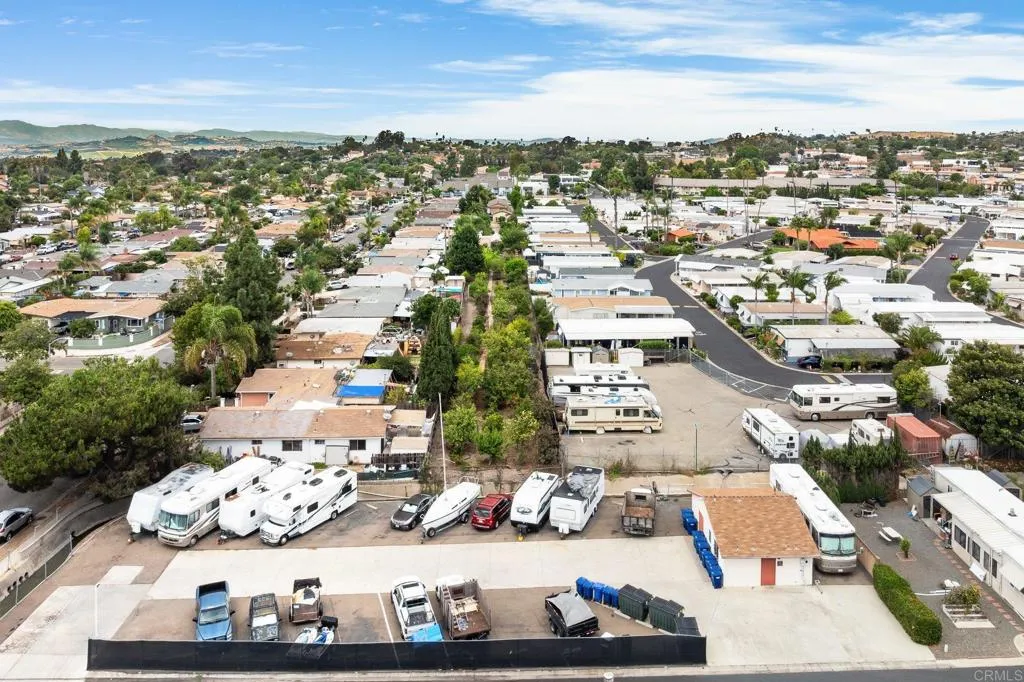 Vista, California 92084, United States, 2 Bedrooms Bedrooms, ,2 BathroomsBathrooms,Residential,Active,219499