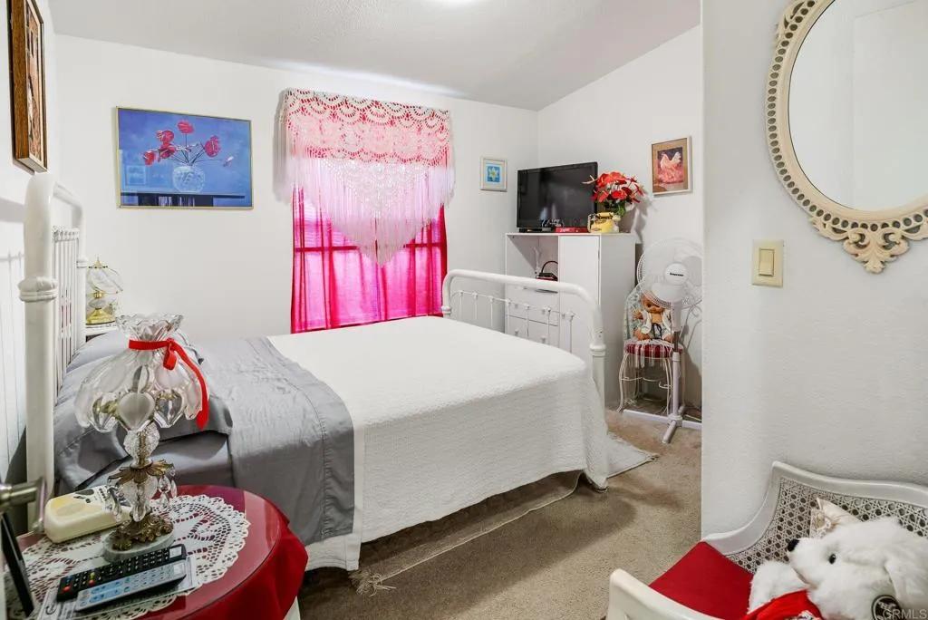 Vista, California 92084, United States, 2 Bedrooms Bedrooms, ,2 BathroomsBathrooms,Residential,Active,219499