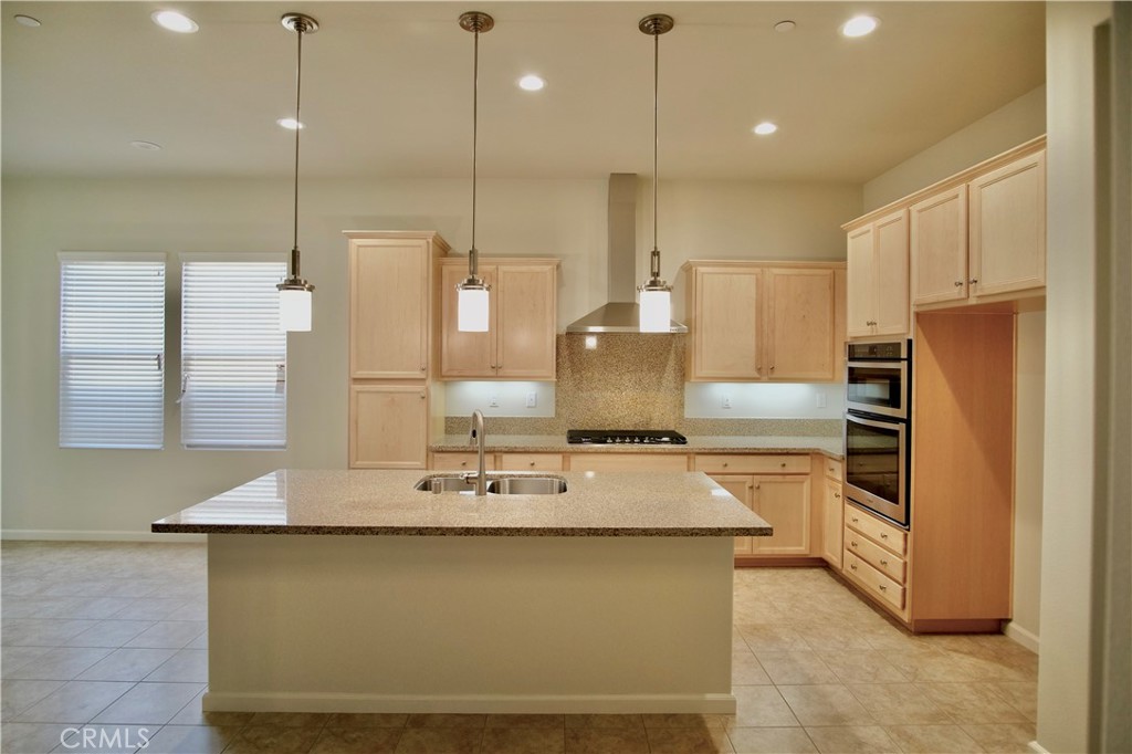 3368 Calle Luna Nueva