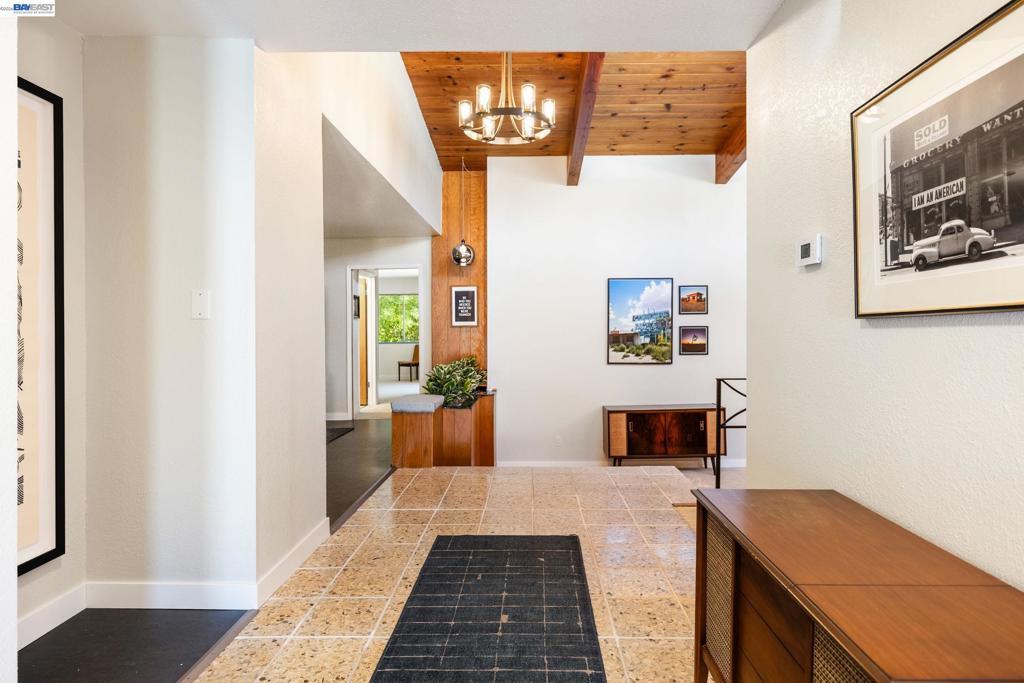 4142 Santa Rita Rd