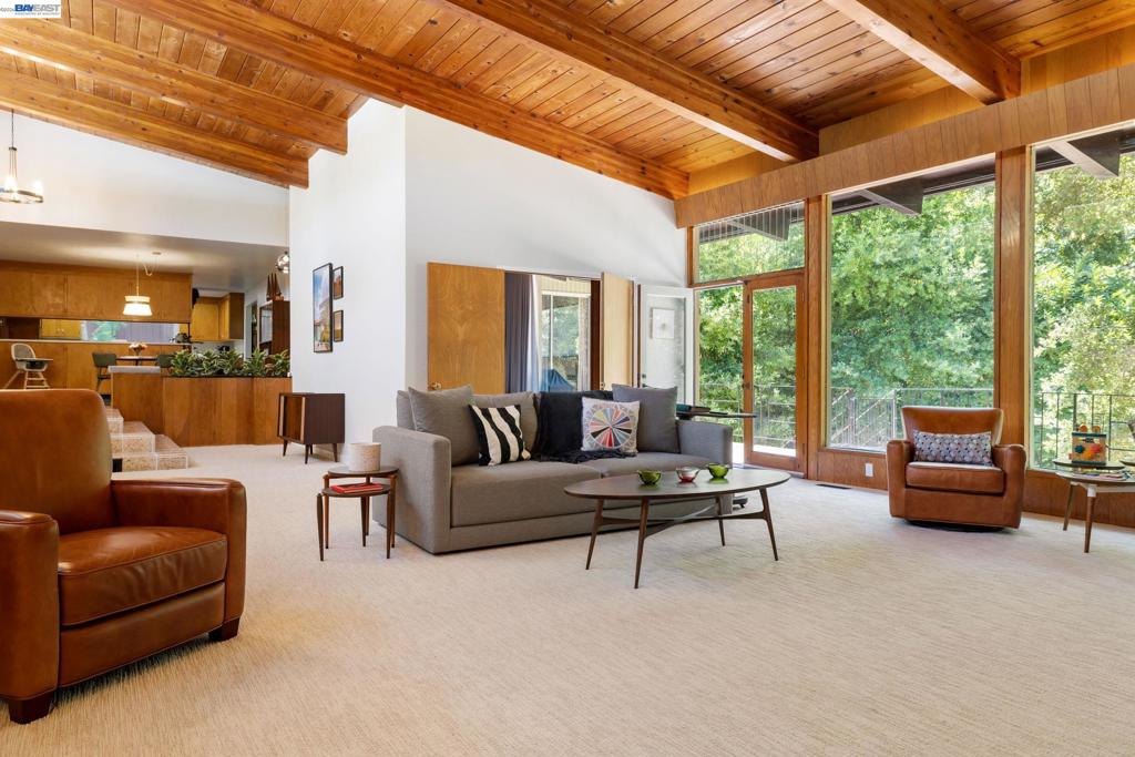 4142 Santa Rita Rd