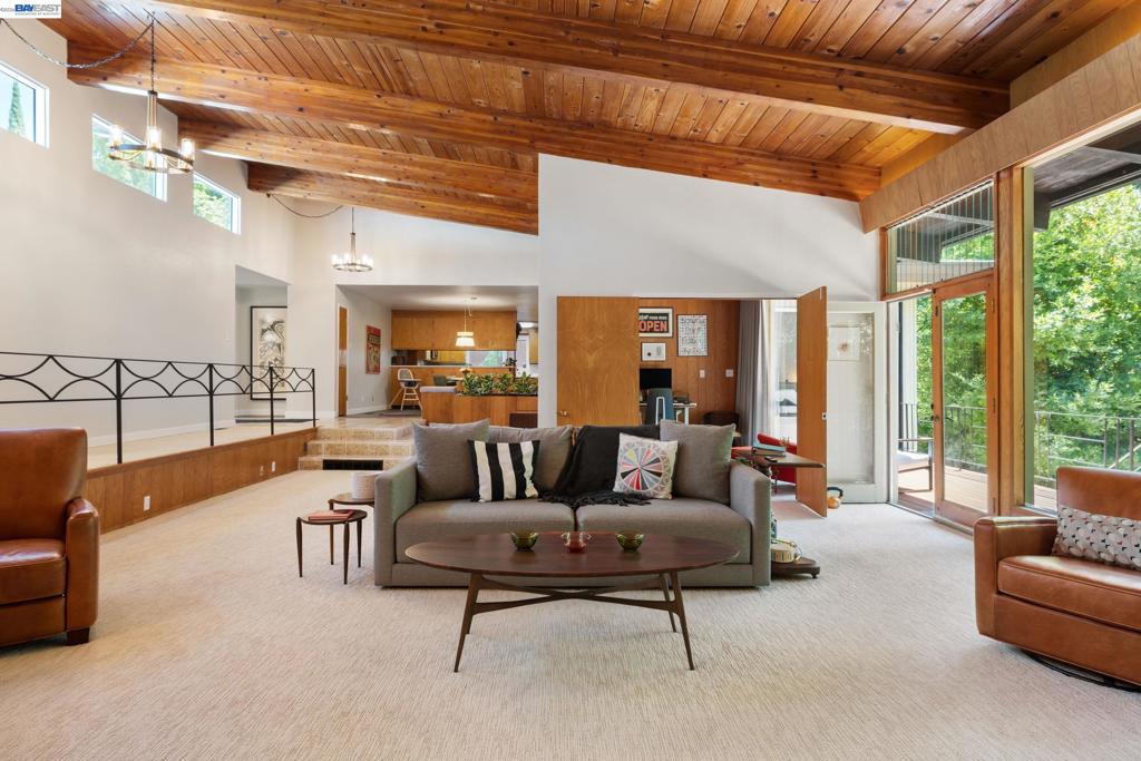 4142 Santa Rita Rd