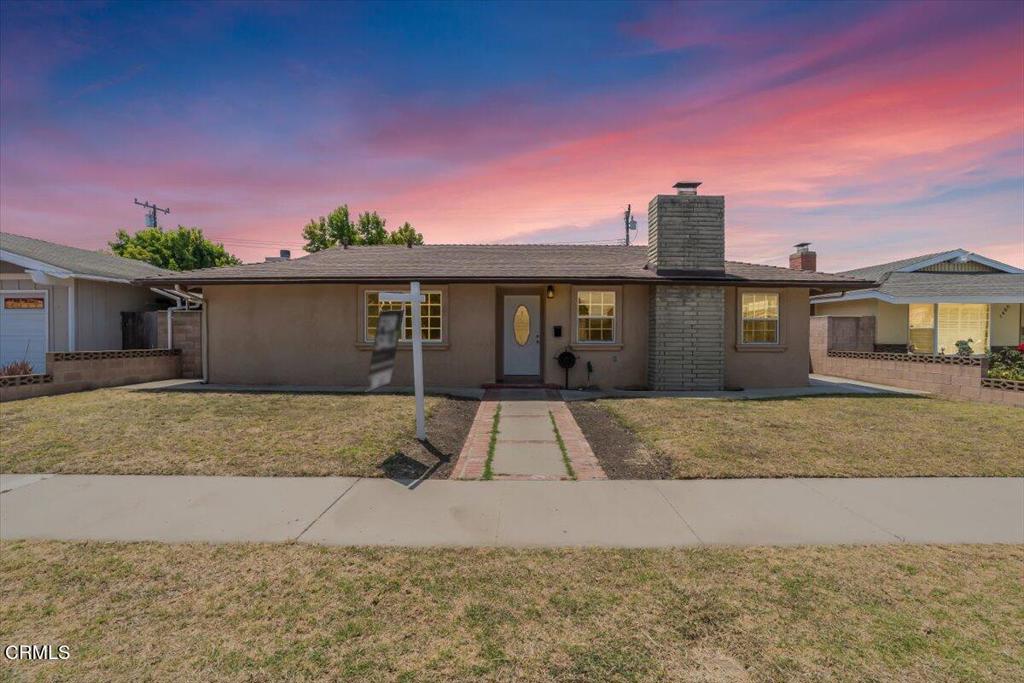 Welcome to 1340 Huntswood Way, Oxnard!This charming 3-bedroom, 2.5-bath home has been freshly updated with brand-new interior paint, creating a bright and inviting atmosphere throughout. Enjoy a very spacious living room, perfect for gatherings, movie nights, or simply relaxing in comfort.A detached garage provides excellent parking and storage, with the potential to be converted into an Accessory Dwelling Unit (ADU) for added income or extended family living. The home's layout offers both comfort and functionality, ideal for everyday living and entertaining.Located near parks, schools, shopping, and with easy freeway access, this move-in ready home is full of potential and ready for its next owner. Don't miss the opportunity, schedule your showing today!
