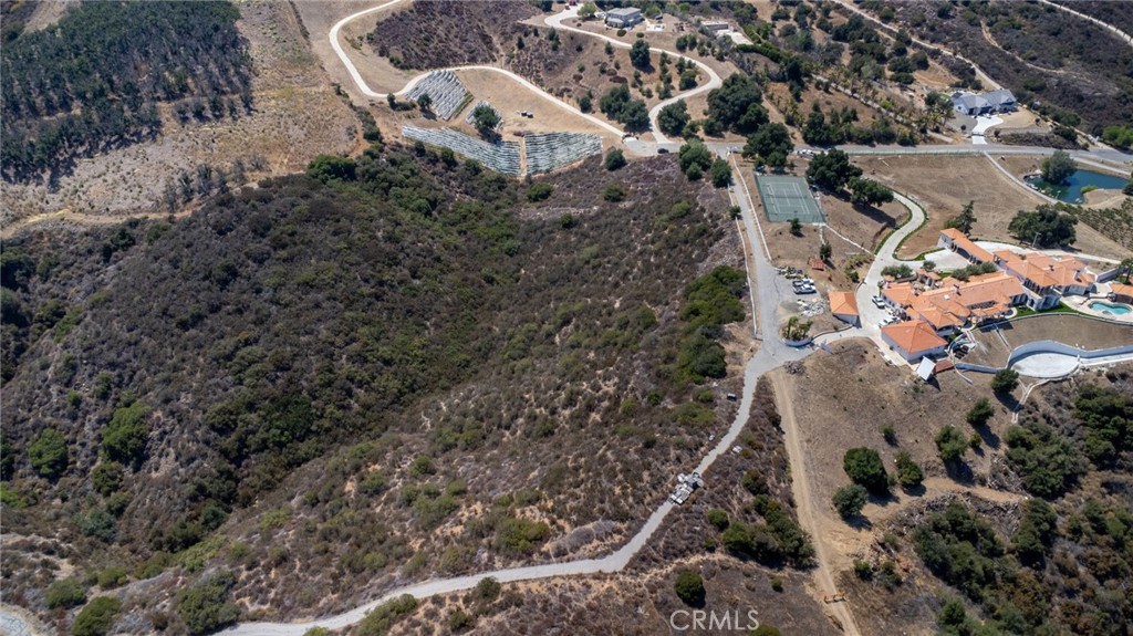 20242 Avenida de los Arboles