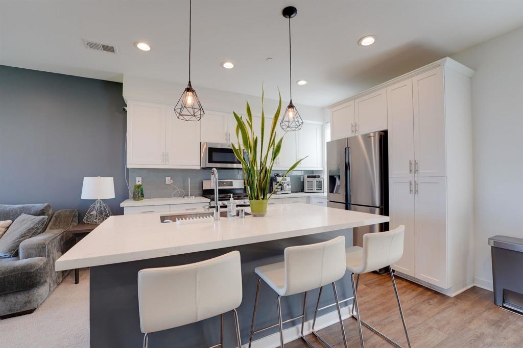 2376 ELEMENT WAY 3