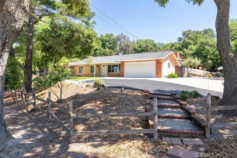 5560 Vida Avenue Atascadero CA 93422