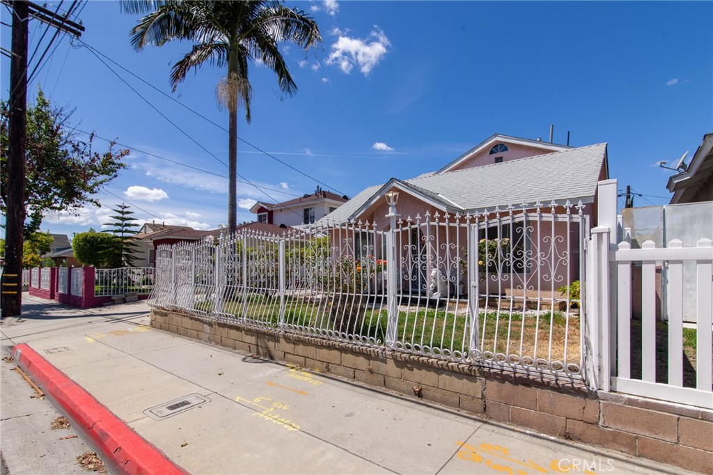 16413 Downey